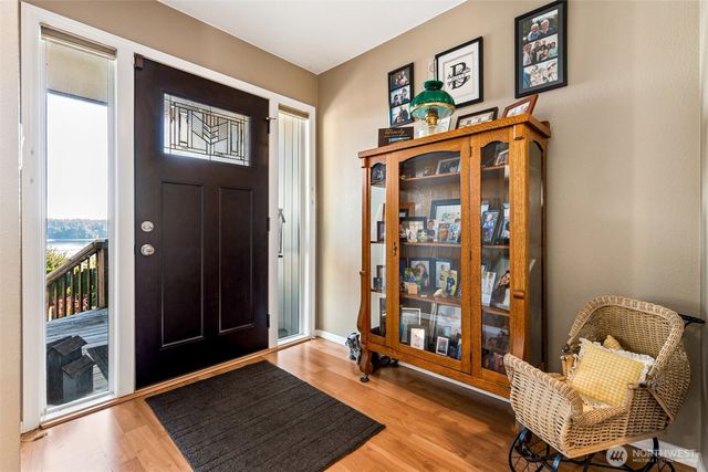 1405 Rolling Hills Terrace NW, Olympia, WA 98502