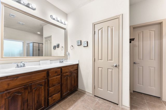 8505 Field Creek Court, Fort Worth, TX 76134