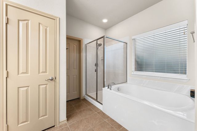 8505 Field Creek Court, Fort Worth, TX 76134