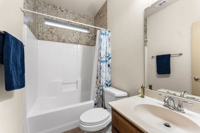 8505 Field Creek Court, Fort Worth, TX 76134