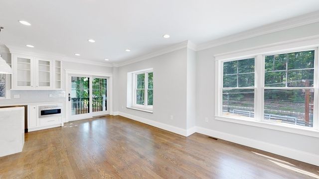 101 Sumner Road 1, Brookline, MA 02445