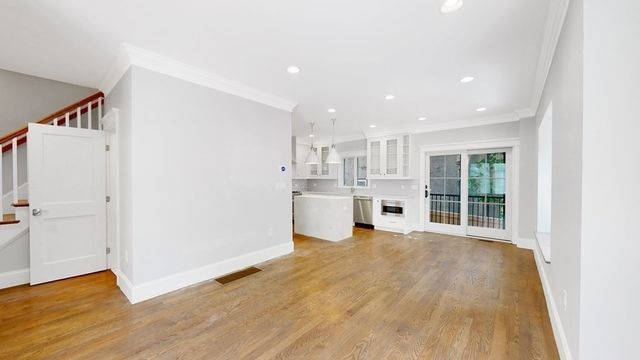 101 Sumner Road 1, Brookline, MA 02445