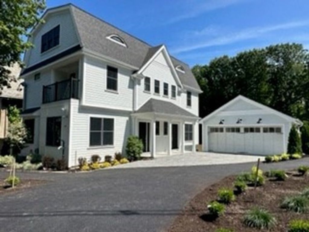101 Sumner Road 1, Brookline, MA 02445
