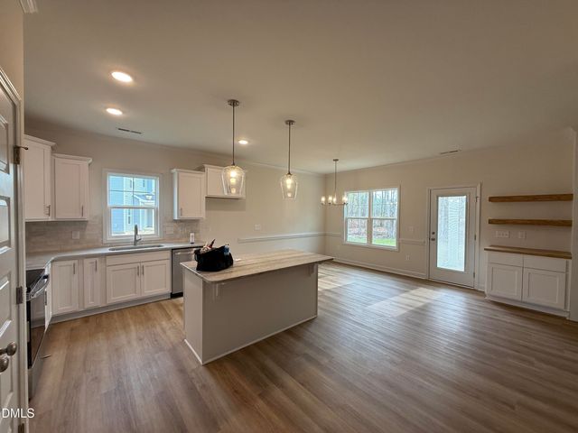 41 Tuskeegee Drive, Smithfield, NC 27577