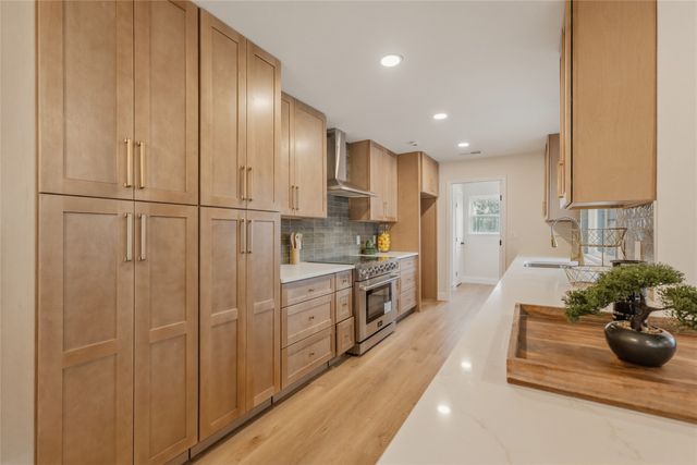 11033 Mccree Road, Dallas, TX 75238