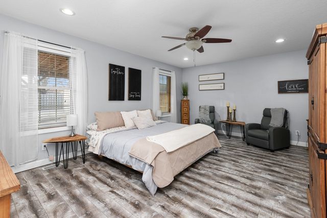 2062 30th Street, Rock Island, IL 61201