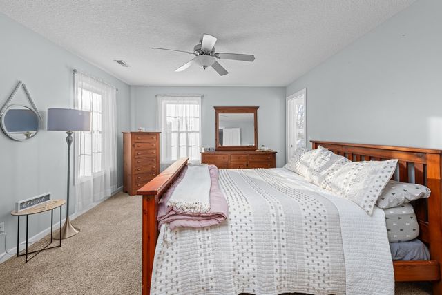 2062 30th Street, Rock Island, IL 61201