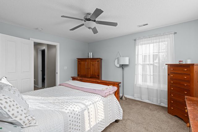 2062 30th Street, Rock Island, IL 61201