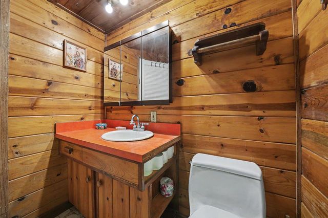 4040 Cedar Creek Rd, Mount Aukum, CA 95629