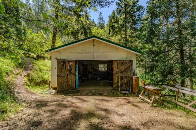 4040 Cedar Creek Rd, Mount Aukum, CA 95629
