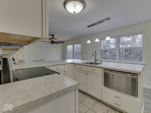 501 E Jada Lane, Mooresville, IN 46158