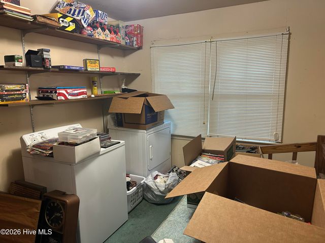 309 W College Street, Whiteville, NC 28472