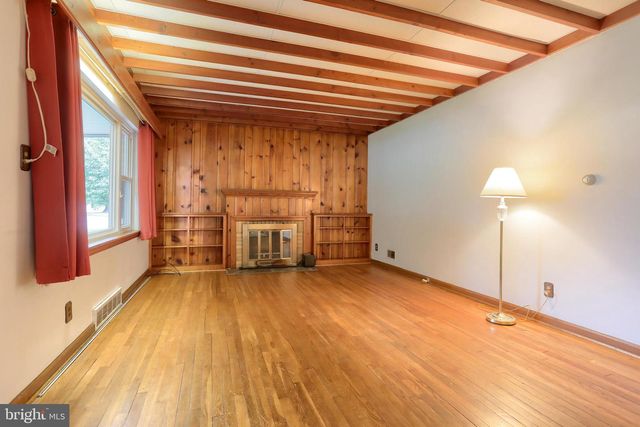 490 BEECHWOOD AVE, Lebanon, PA 17042