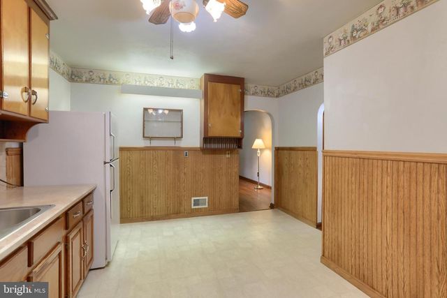 490 BEECHWOOD AVE, Lebanon, PA 17042