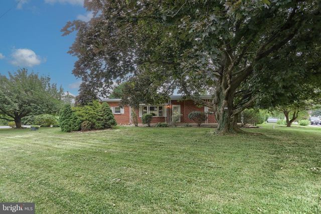 490 BEECHWOOD AVE, Lebanon, PA 17042