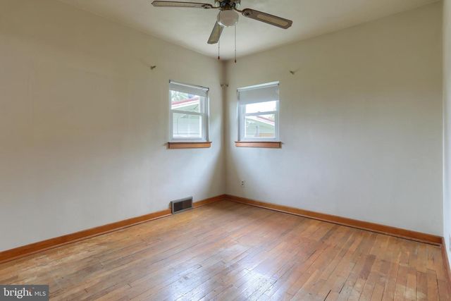490 BEECHWOOD AVE, Lebanon, PA 17042