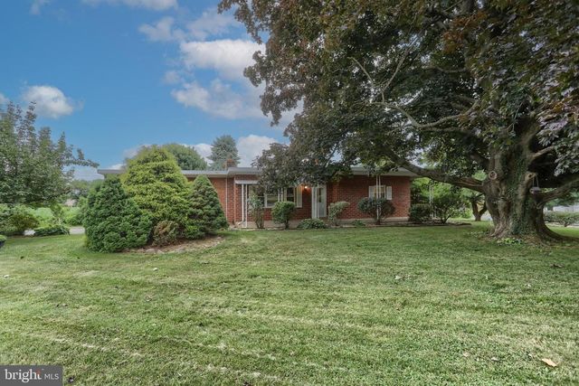 490 BEECHWOOD AVE, Lebanon, PA 17042