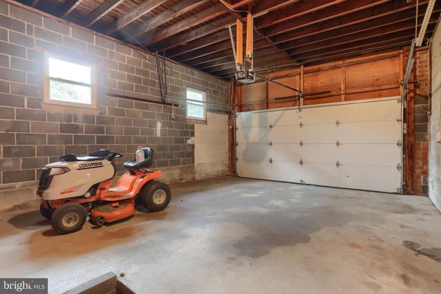 490 BEECHWOOD AVE, Lebanon, PA 17042