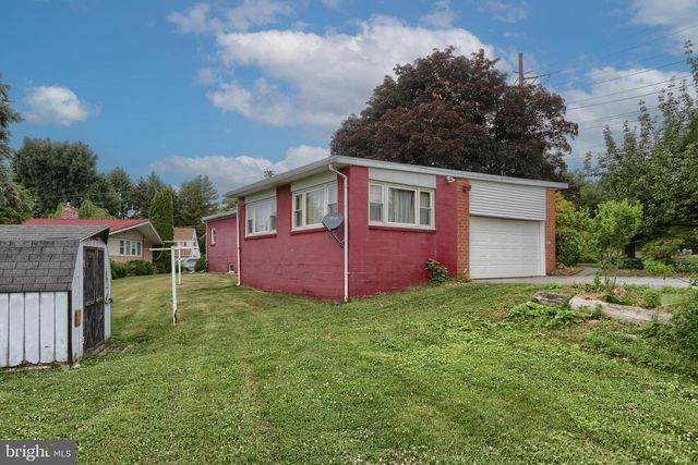490 BEECHWOOD AVE, Lebanon, PA 17042