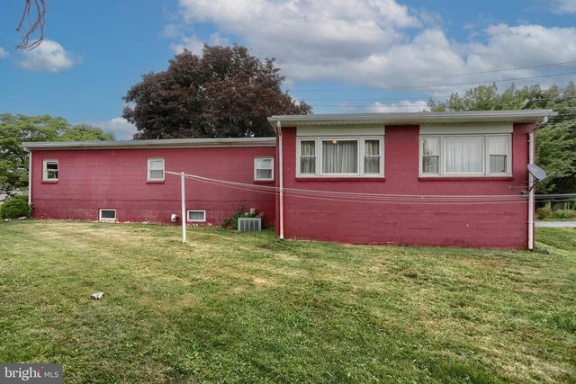 490 BEECHWOOD AVE, Lebanon, PA 17042