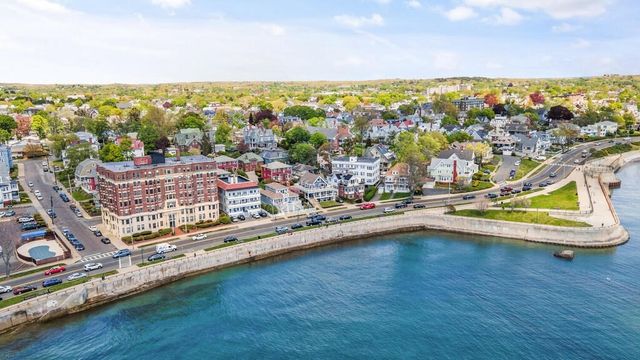 1 Loring Ave 212, Swampscott, MA 01907