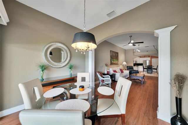 2037 LYNX RUN, North Port, FL 34288