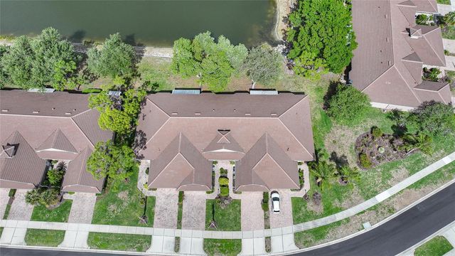 2037 LYNX RUN, North Port, FL 34288