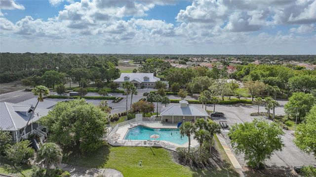 2037 LYNX RUN, North Port, FL 34288