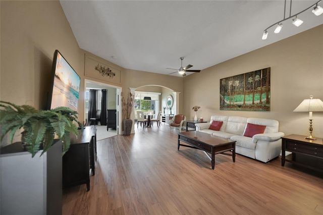 2037 LYNX RUN, North Port, FL 34288