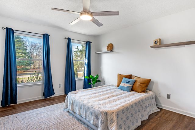 105 Ashton Cir, Fayetteville, TN 37334