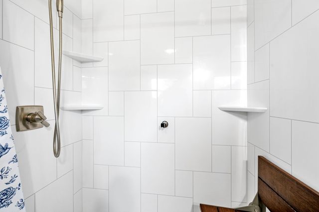 105 Ashton Cir, Fayetteville, TN 37334