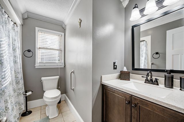 105 Ashton Cir, Fayetteville, TN 37334