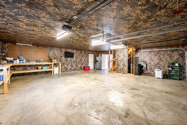 105 Ashton Cir, Fayetteville, TN 37334