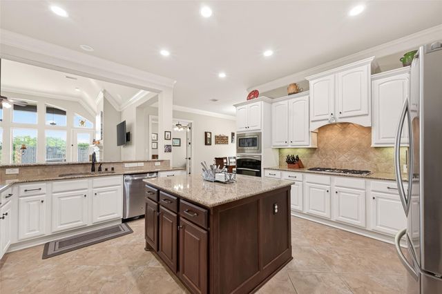 2203 Draycutt Drive, Katy, TX 77494