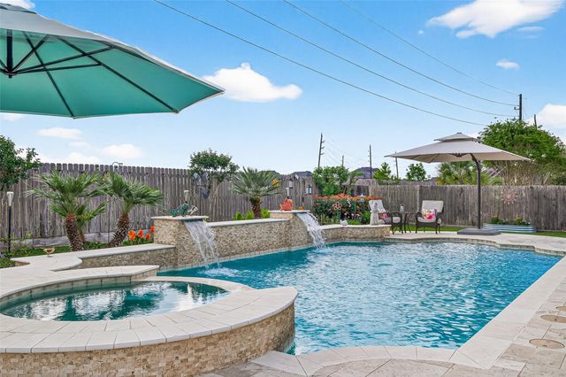 2203 Draycutt Drive, Katy, TX 77494