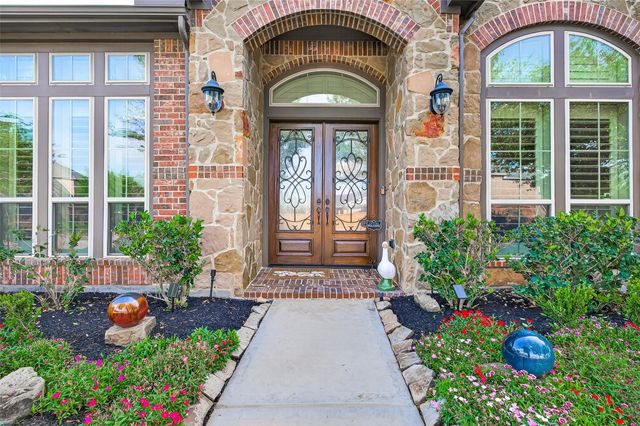 2203 Draycutt Drive, Katy, TX 77494