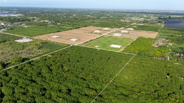 187th AVE, Miami, FL 33187