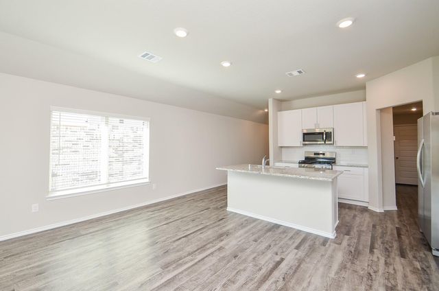 175 Ashe Juniper Way, Magnolia, TX 77354