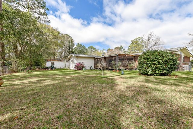 407 Sequoyah Drive, Dothan, AL 36303