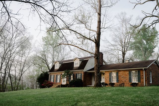 846 R Wilkerson Dr, Centerville, TN 37033