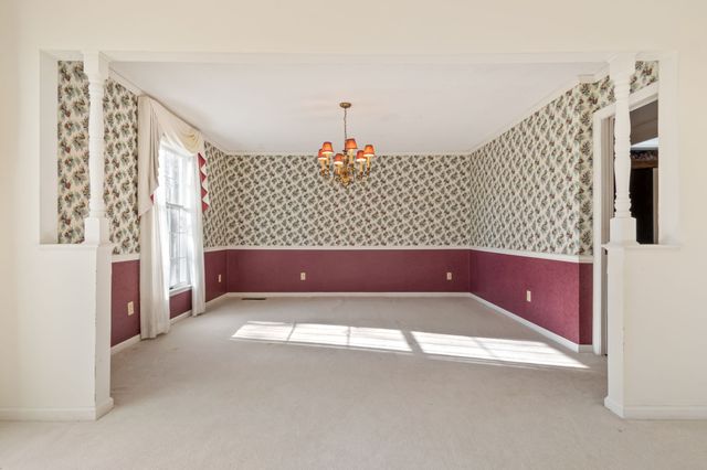 846 R Wilkerson Dr, Centerville, TN 37033