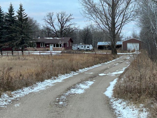 10496 160th Street NE, Thief River Falls, MN 56701