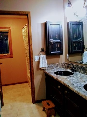 10496 160th Street NE, Thief River Falls, MN 56701