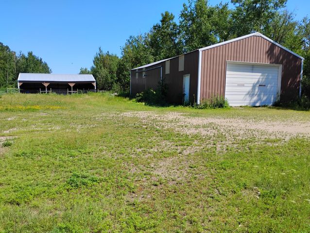 10496 160th Street NE, Thief River Falls, MN 56701