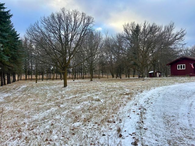 10496 160th Street NE, Thief River Falls, MN 56701