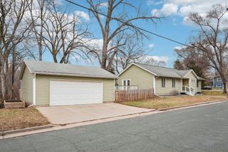 719 Monroe Street N, Hudson, WI 54016