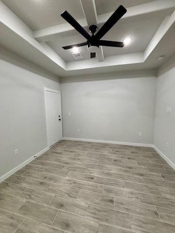 16938 W Lynbrook, Montgomery, TX 77316