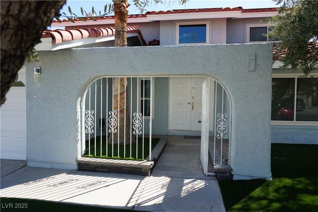 6761 Bonillo Drive, Las Vegas, NV 89103