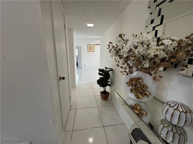 6761 Bonillo Drive, Las Vegas, NV 89103