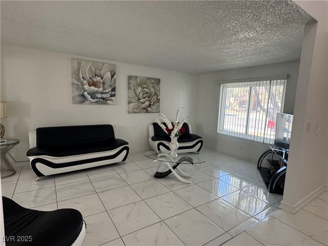 6761 Bonillo Drive, Las Vegas, NV 89103